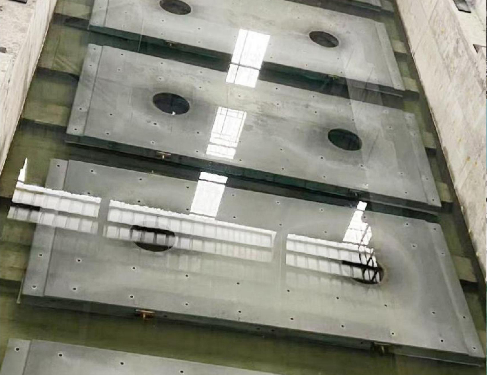 广州地铁12号线嵌入式轨道板